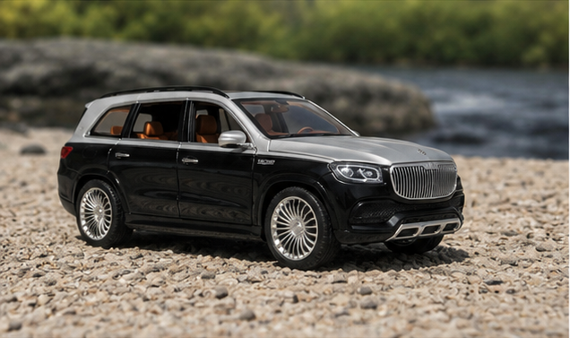 Maybach GLS 600 Die-Cast Model Car 1:22 Scale – Two-Tone Black & Silver Collectible Toy Car with Opening Doors